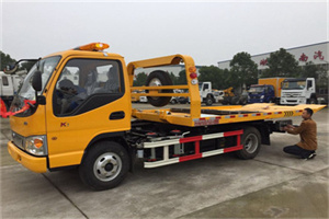 罗平哪里有拖车服务