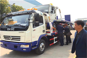 罗平汽车道路救援拖车价格